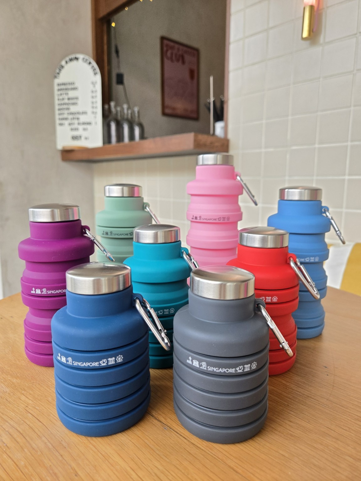 Collapsible bottle range